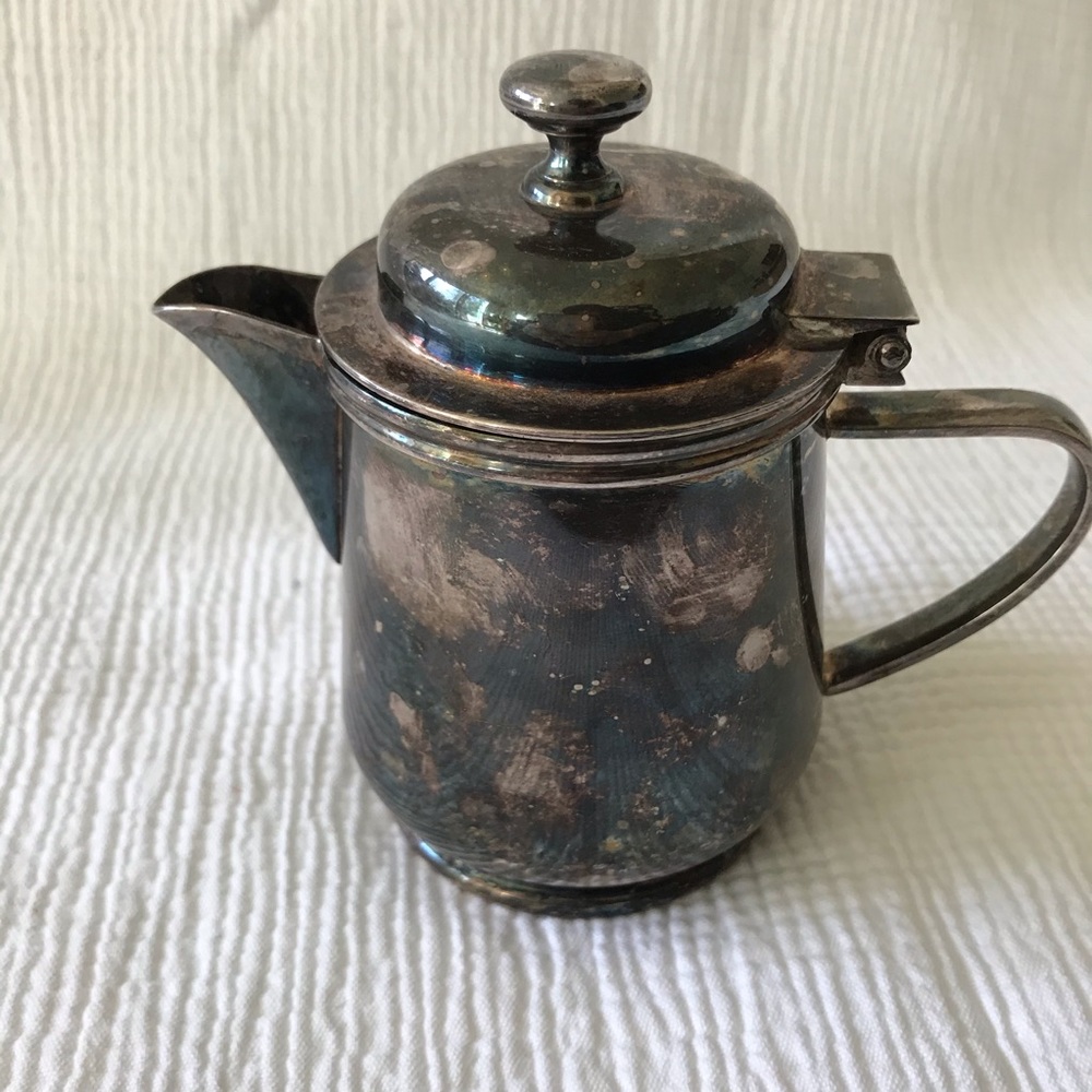 Silver creamer